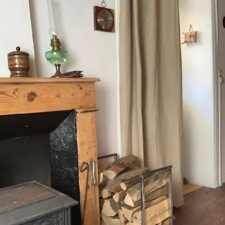 בית נופש Maisonnette Ardechoise Au Centre Du Village